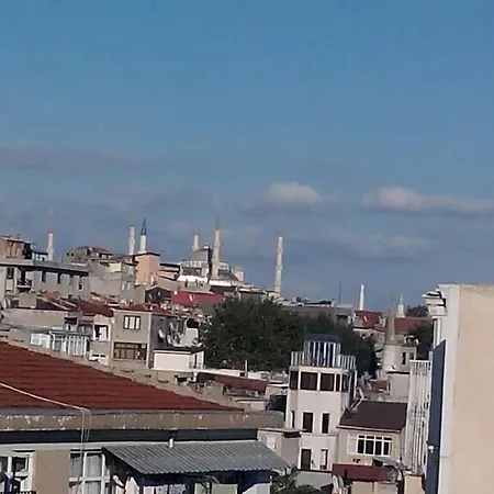 Hotel Red Rose 4*
