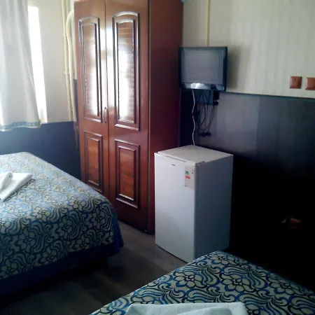 Hotel Red Rose 4*