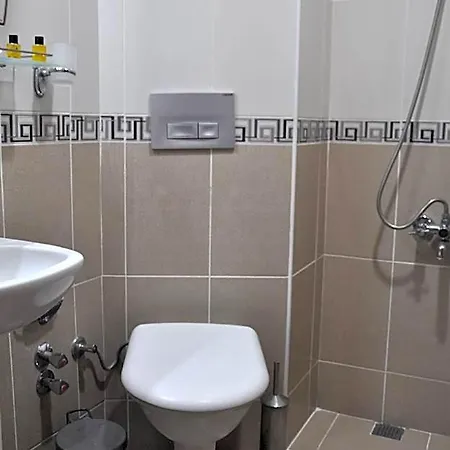 Hotel Red Rose 4*