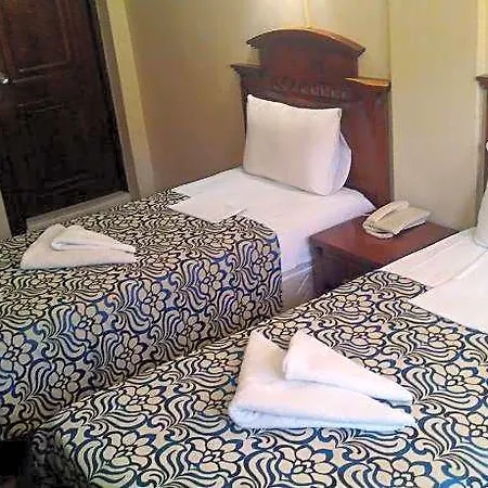 Hotel Red Rose
