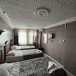 Red Rose Hotel 4*